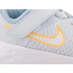 NIKE Revolution 6 NN világoskék tépőzáras cipő